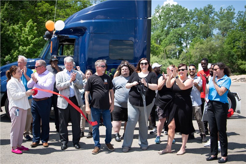 160 Driving Academy Grand Rapids Location celebrates their Ribbon Cutting Ceremony!